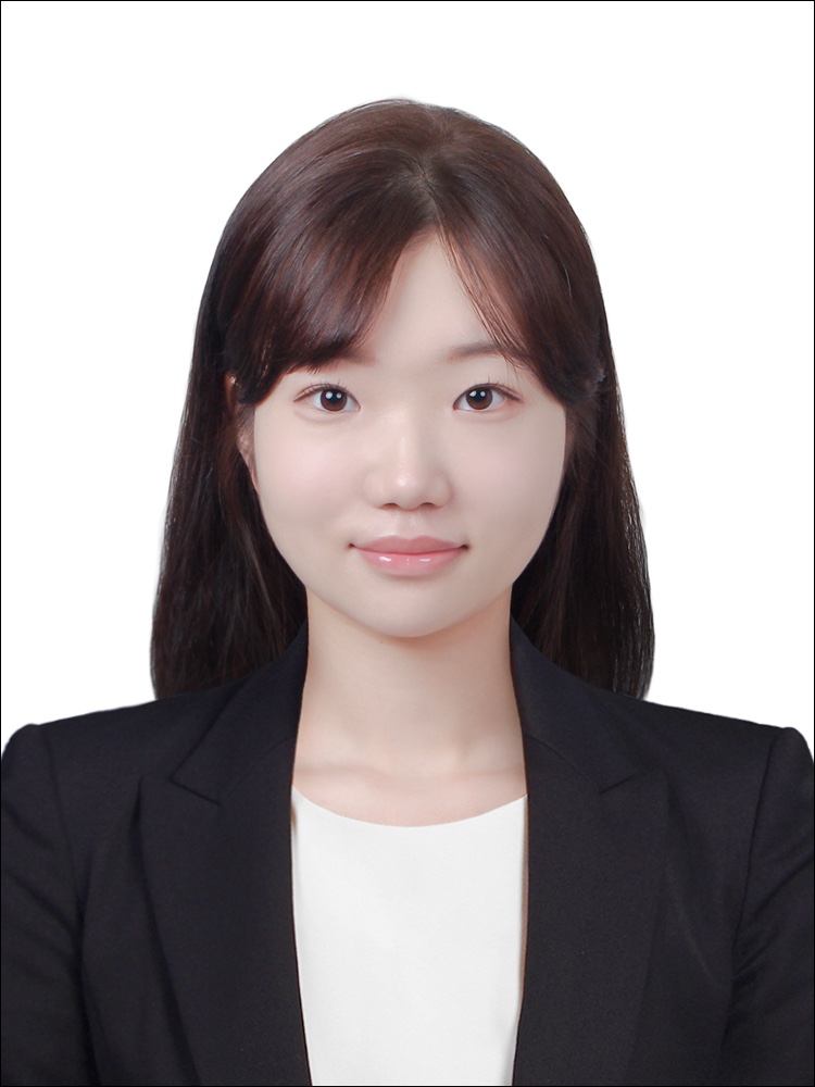 송윤지 사진